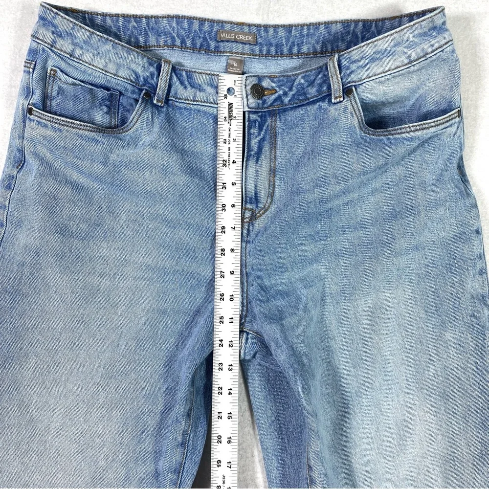 Falls Creek Jeans Women's 16 Blue Straight Leg Hi Rise Stretch Casual Denim NWT